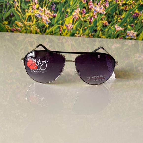 Bethany sunglasses main image 11